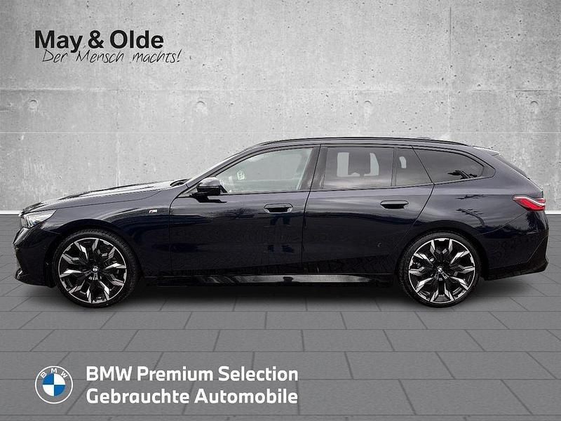 Gebraucht BMW 520 Performance 190 PS (139 kW) 2025 Schwarz Kombi