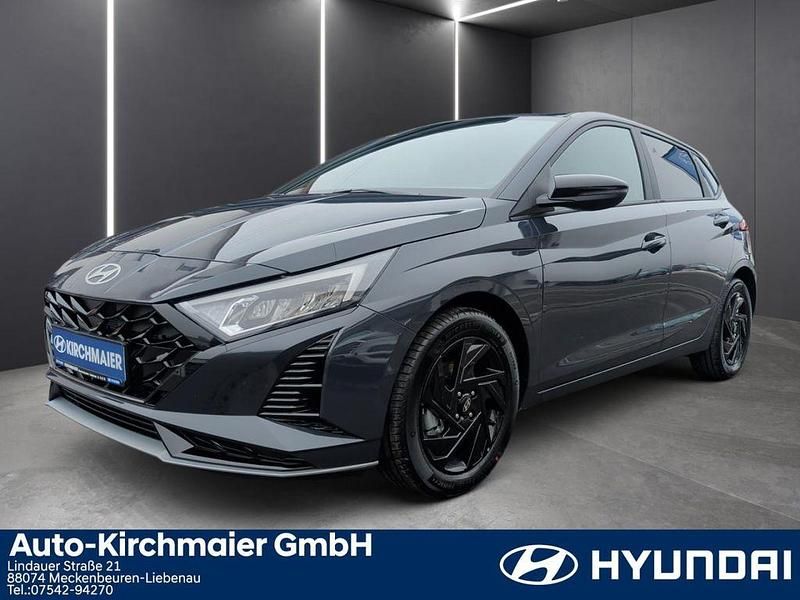 Grau Neu 2026 Hyundai i20 Blackline Limousine | 22.980 € (Fairer Preis) - Bild 1/4