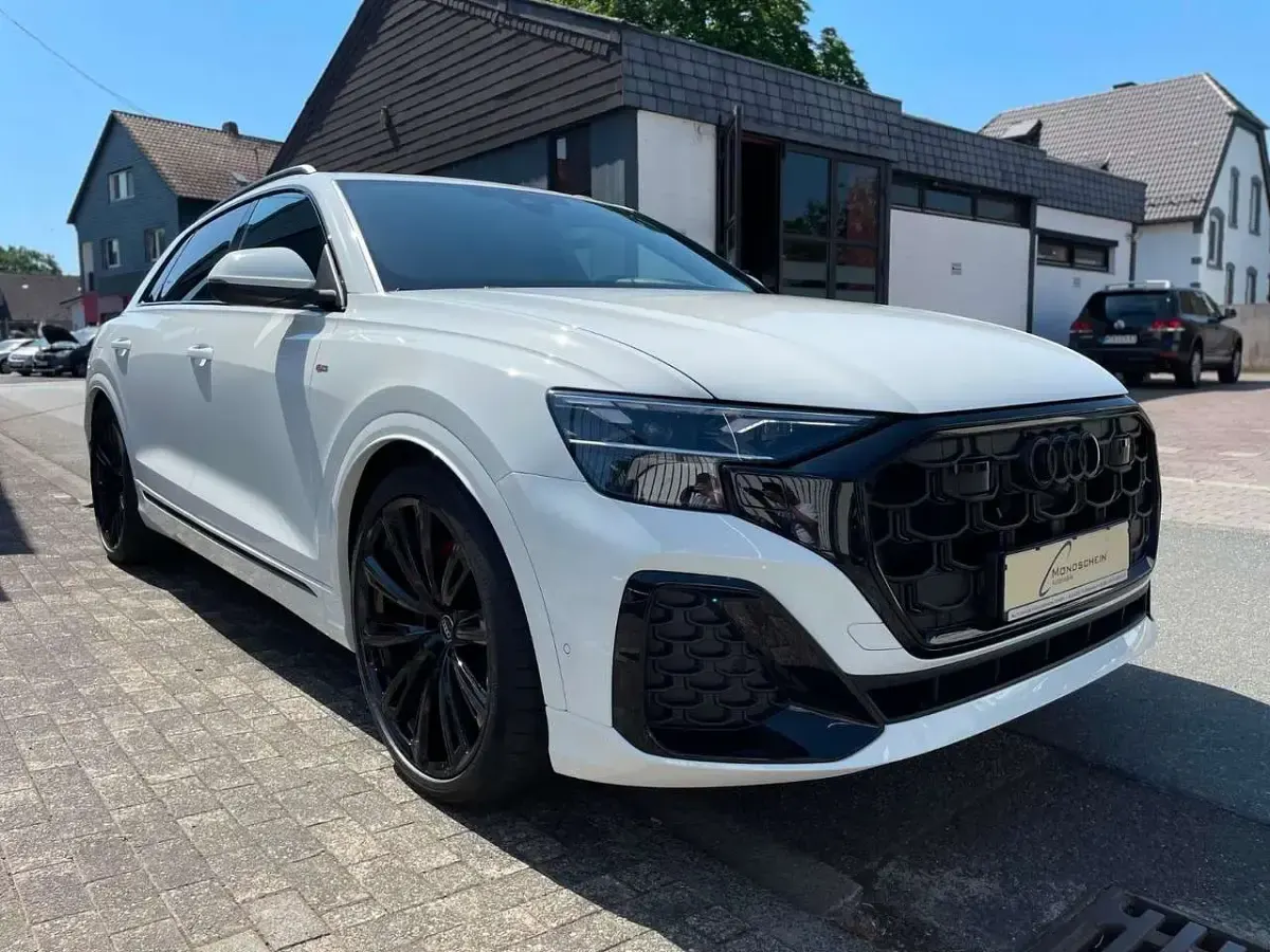 Neu Audi Q8 S-Line 286 PS (210 kW) 2026 Carraraweiß SUV