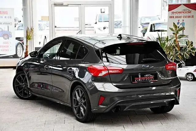 Gebraucht Ford Focus ST 280 PS (205 kW) 2019 Grau Limousine