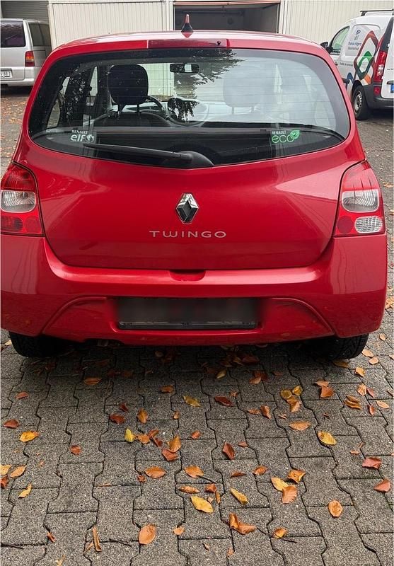 Rot Gebraucht 2011 Renault Twingo Kleinwagen | 2.300 € - Bild 1/4