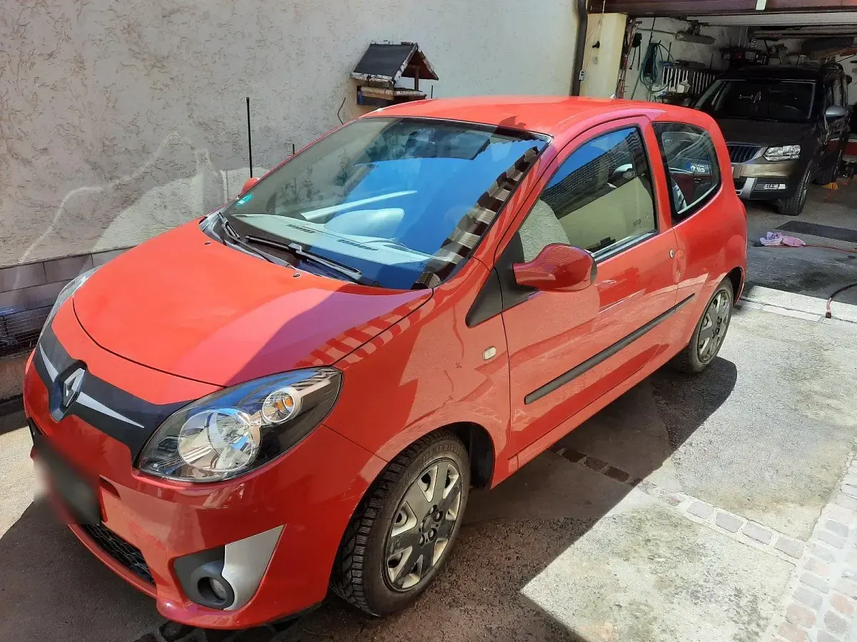 Gebraucht Renault Twingo 75 PS (55 kW) 2009 Rot Kleinwagen