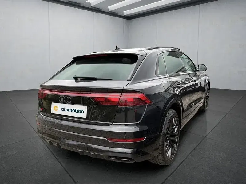 Gebraucht Audi Q8 286 PS (210 kW) 2025 Schwarz SUV