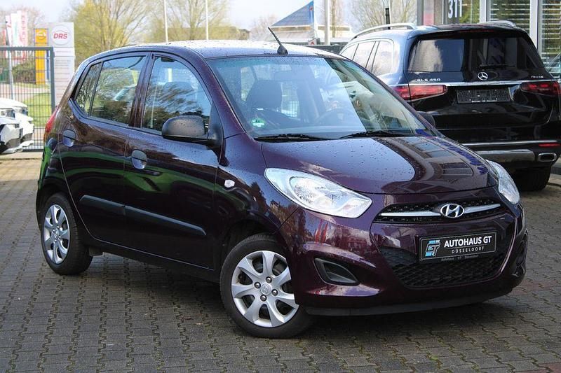 Gebraucht Hyundai i10 69 PS (50 kW) 2012 Lila/violett Kleinwagen