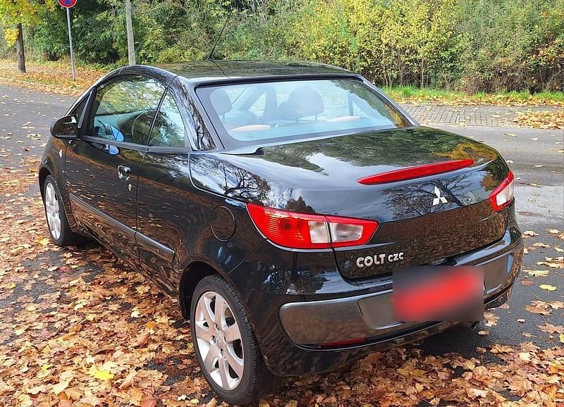 Usata Mitsubishi Colt 2006 Oro Cabrio