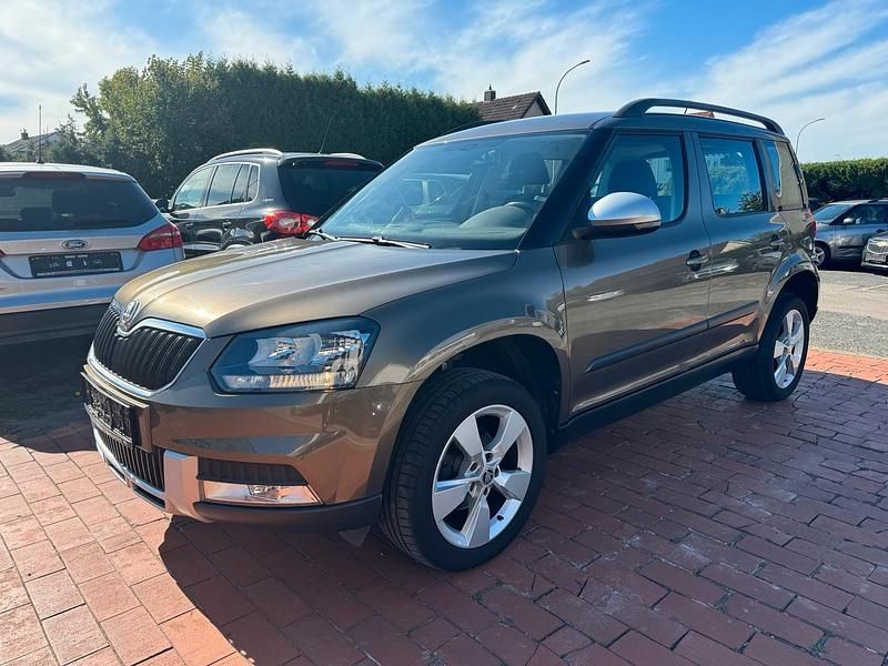 Braun Gebraucht 2014 Skoda Yeti Ambition SUV | 7.200 € (Guter Preis) - Bild 1/4
