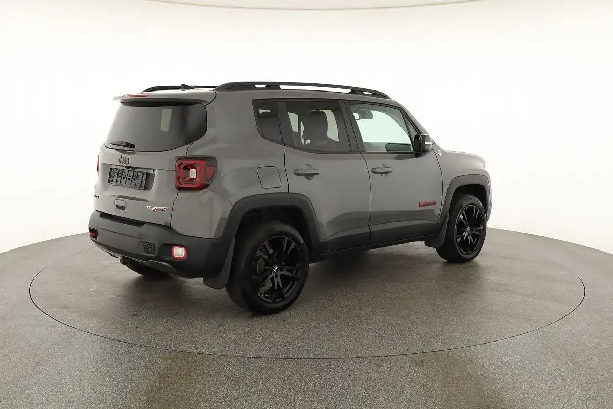 Gebraucht Jeep Renegade Trailhawk 170 PS (125 kW) 2020 Sting gray SUV