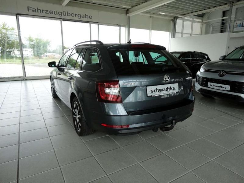 Gebraucht Skoda Octavia Soleil 150 PS (110 kW) 2019 Quarzgrau metallic Kombi