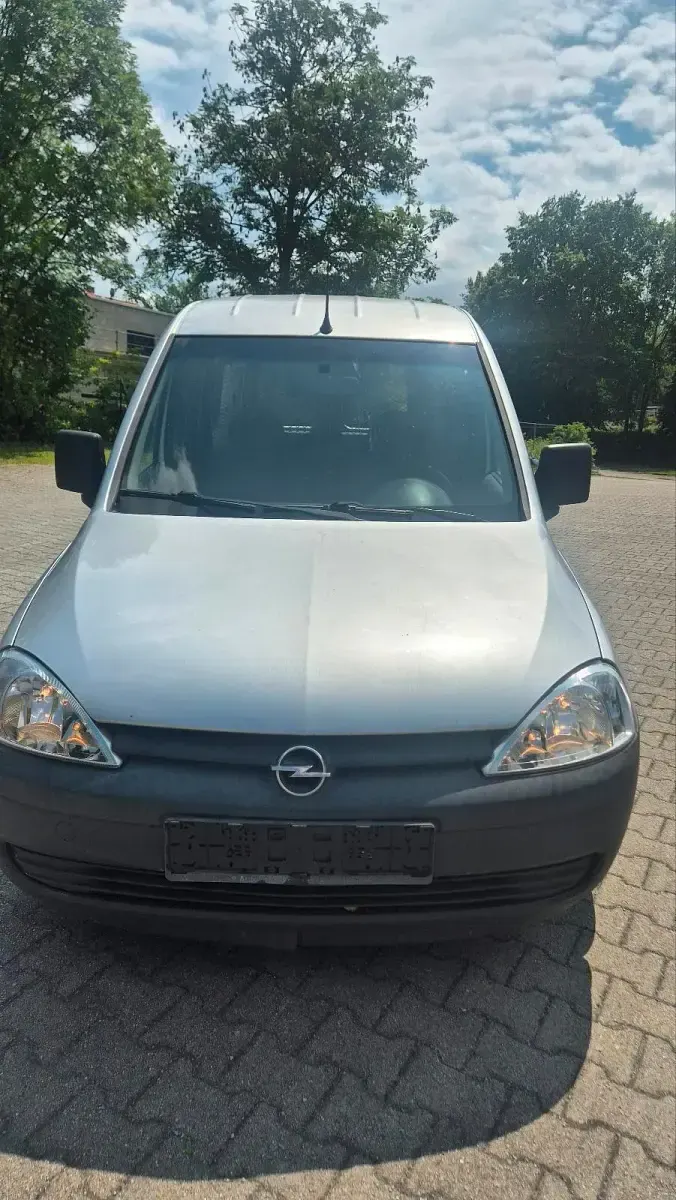 Gebraucht Opel Combo 87 PS (63 kW) 2003 Silber Van / Kleinbus