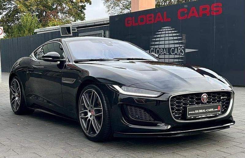 Schwarz Gebraucht 2021 Jaguar F-Type R-Dynamic Coupé | 56.885 € (Superpreis) - Bild 1/4