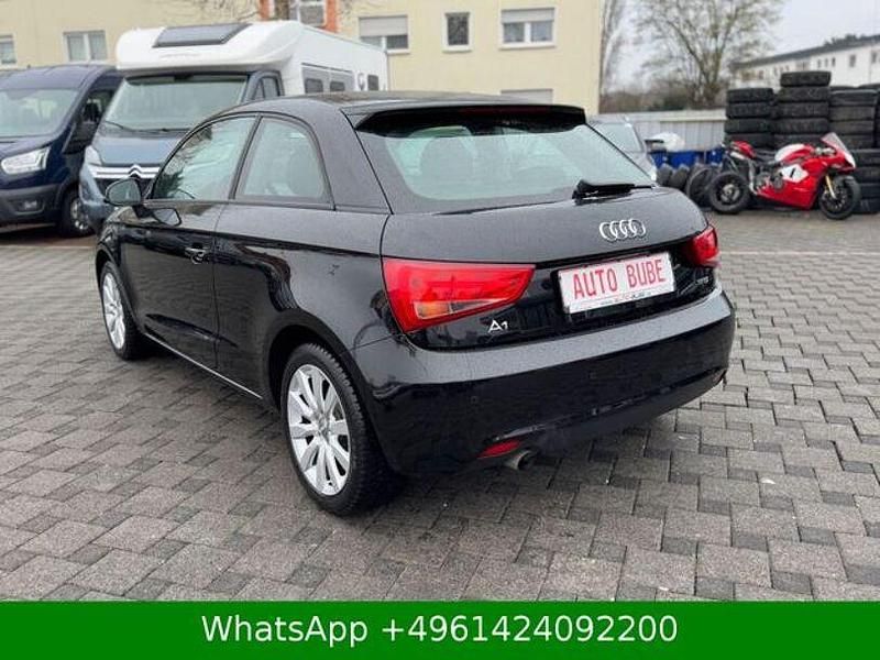 Gebraucht Audi A1 Attraction 190 PS (139 kW) 2013 Schwarz Kleinwagen
