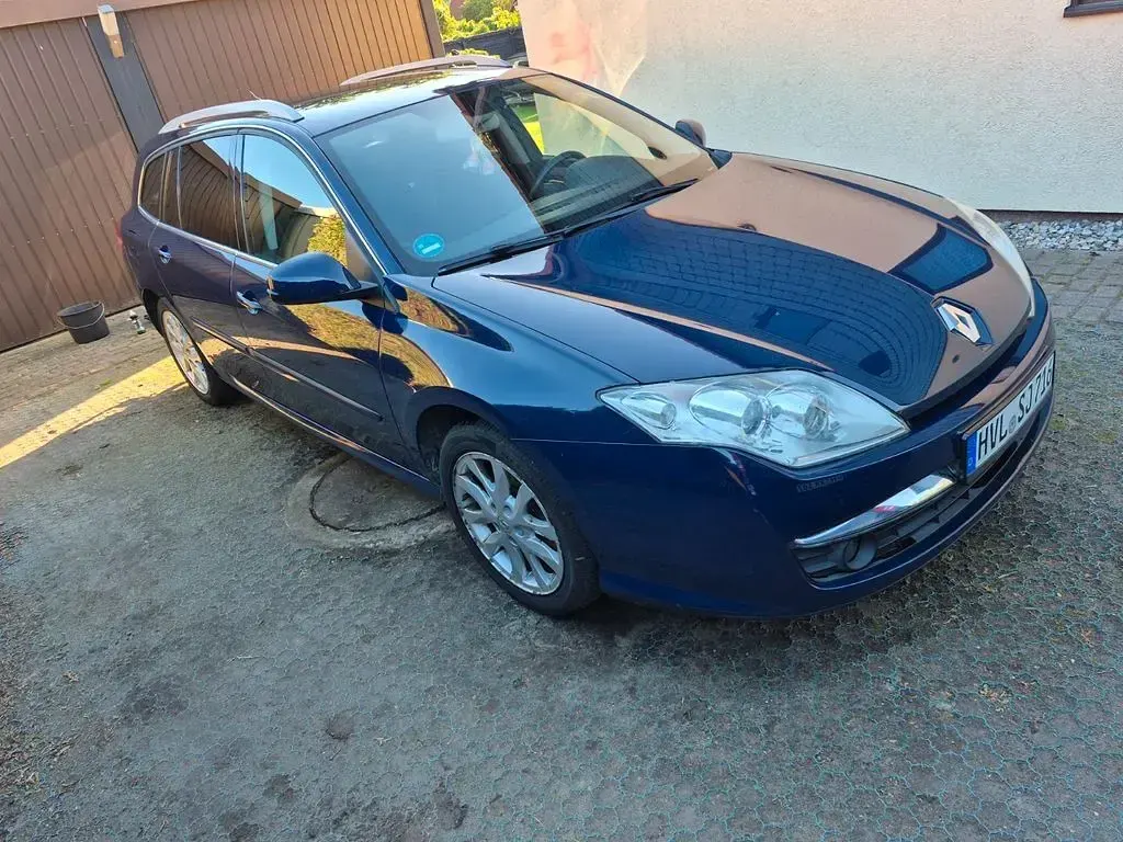 Gebraucht Renault Laguna GrandTour Dynamique 140 PS (102 kW) 2008 Blau Kombi