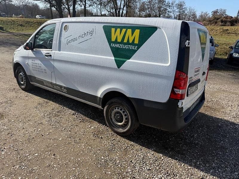 Gebraucht Mercedes Vito 102 PS (75 kW) 2022 Weiß Van