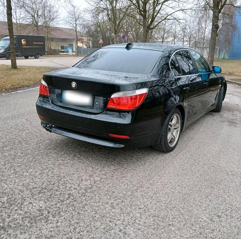 Gebraucht BMW 525 218 PS (160 kW) 2005 Schwarz Limousine