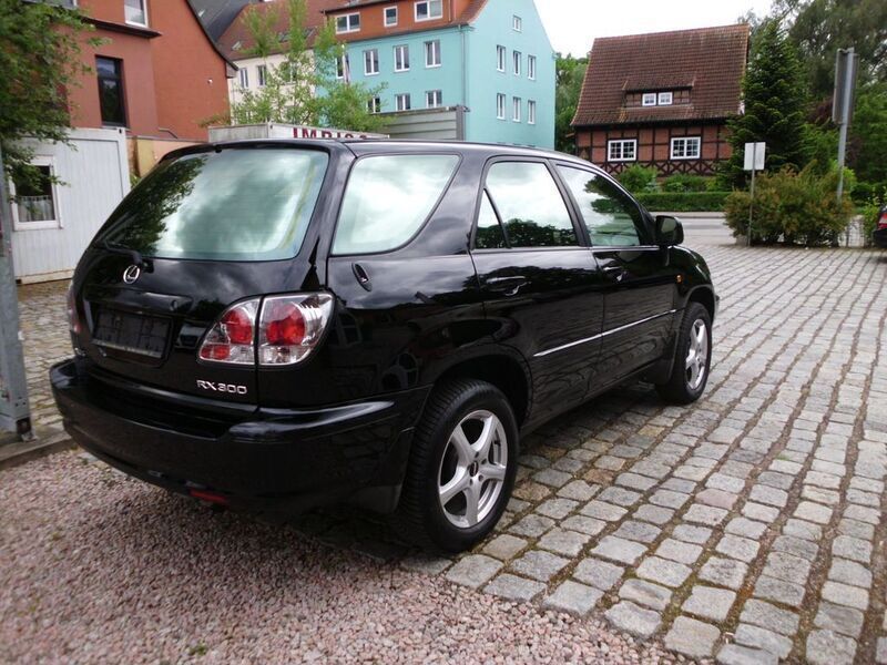 Gebraucht Lexus RX300 201 PS (147 kW) 2002 Schwarz SUV
