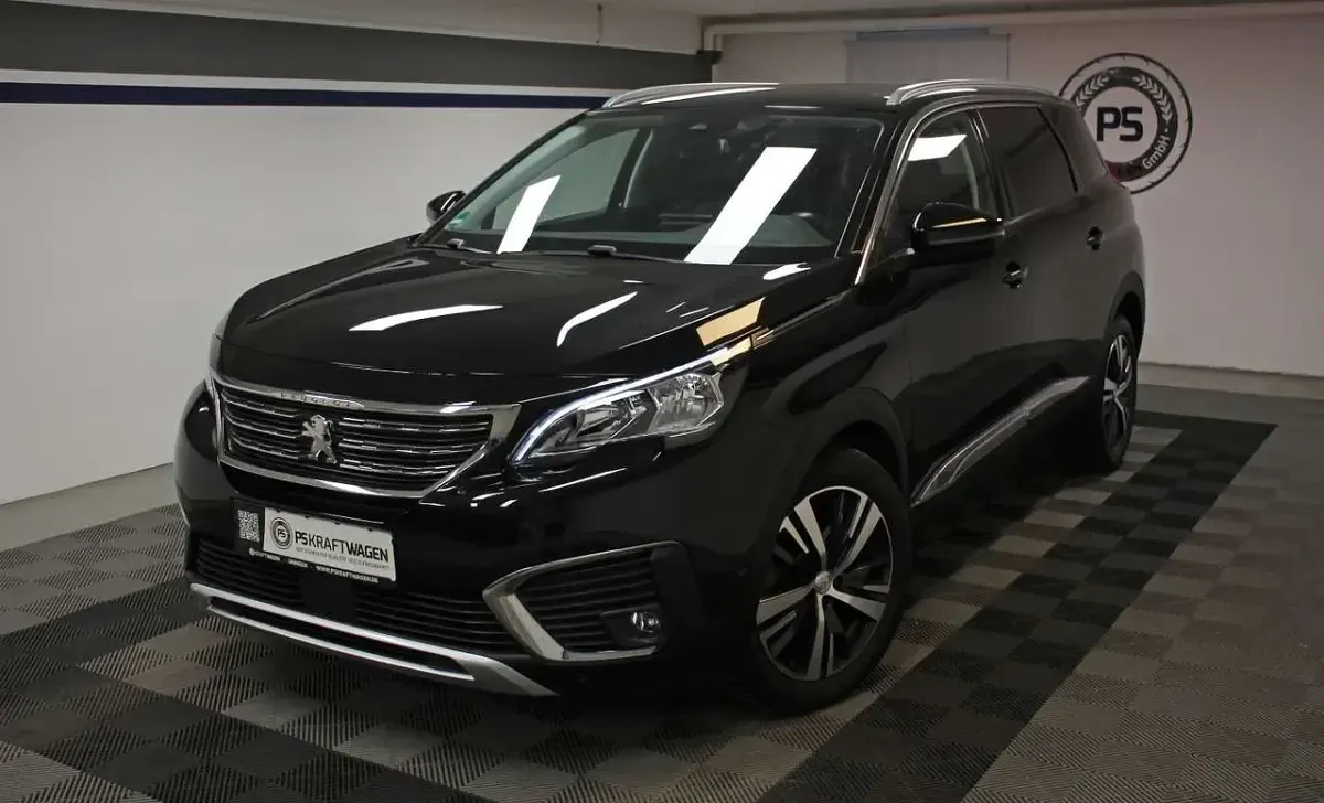 Gebraucht Peugeot 5008 Allure 181 PS (133 kW) 2017 Schwarz SUV