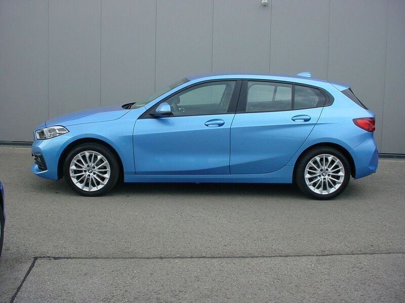 Blau Gebraucht 2020 BMW 118 Kleinwagen | 20.900 € (Fairer Preis) - Bild 1/4