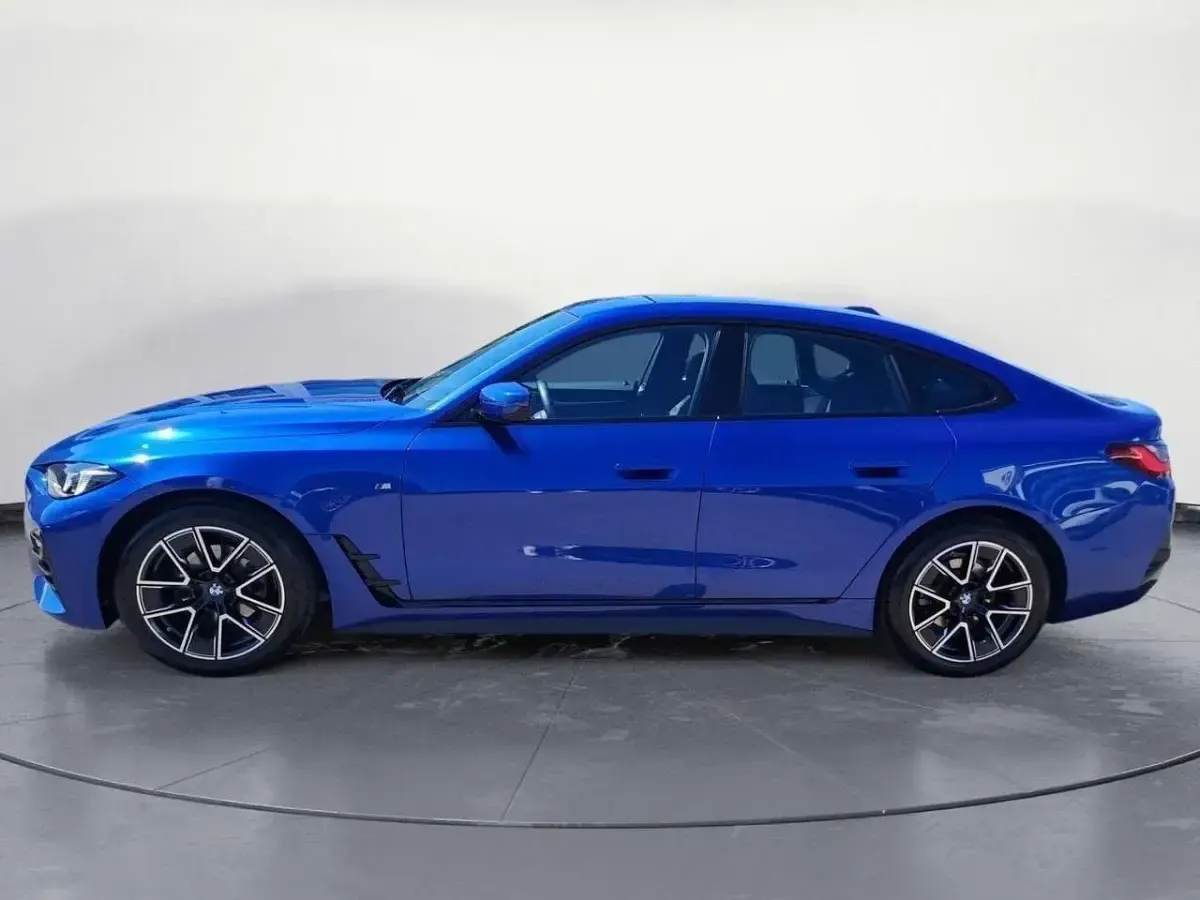 Gebraucht BMW 420 Coupé M Sport 184 PS (135 kW) 2025 Portimao blau metallic Coupé