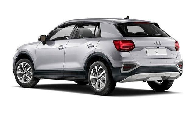 Neu Audi Q2 Advanced 150 PS (110 kW) 2025 Silber SUV