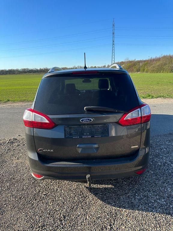 Gebraucht Ford Grand C-Max Titanium 150 PS (110 kW) 2017 Grau Van / Kleinbus