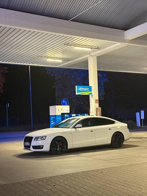 Gebraucht Audi A5 Sportback 179 PS (131 kW) 2010 Weiß Kleinwagen