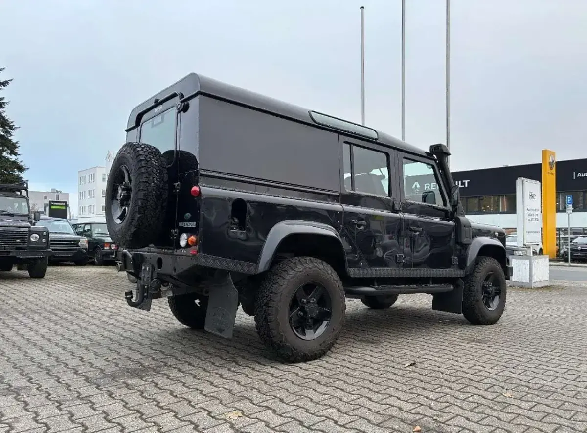 Gebraucht Land Rover Defender SE 122 PS (89 kW) 2014 Schwarz Kombi