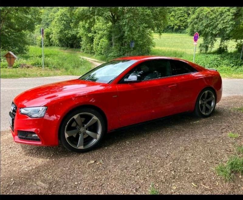 Rot Gebraucht 2012 Audi A5 S-Line Coupé | 13.900 € (Teuer) - Bild 1/4