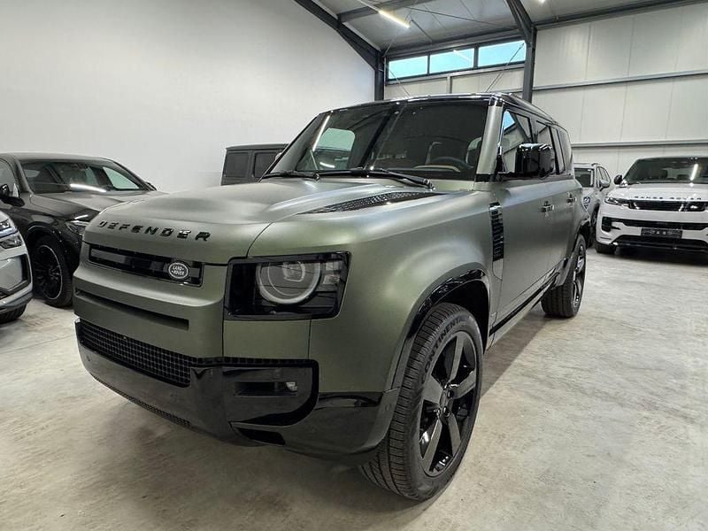 Neu Land Rover Defender HSE Dynamic 426 PS (313 kW) 2026 Grün SUV