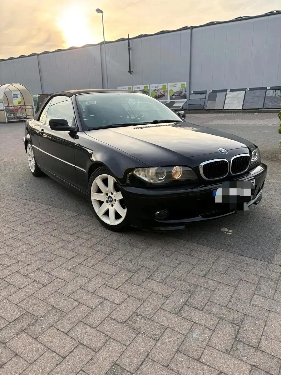 Gebraucht BMW 318 Cabriolet 143 PS (105 kW) 2003 Schwarz Cabrio