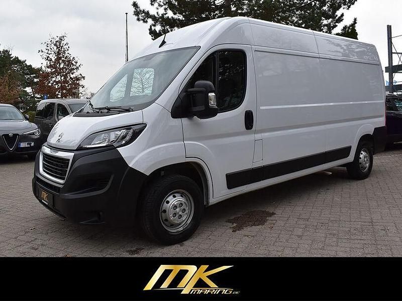 Gebraucht Peugeot Boxer 140 PS (102 kW) 2024 Kaolin weiß Van