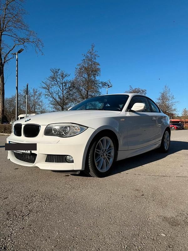 Gebraucht BMW 123 Coupé M Sport 204 PS (150 kW) 2012 Weiß Coupé