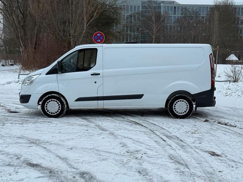 Gebraucht Ford Transit Custom 105 PS (77 kW) 2014 Weiß Van / Kleinbus