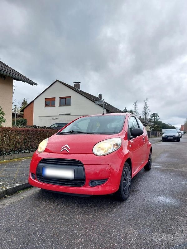 Gebraucht Citroën C1 60 PS (44 kW) 2009 Rot Kleinwagen