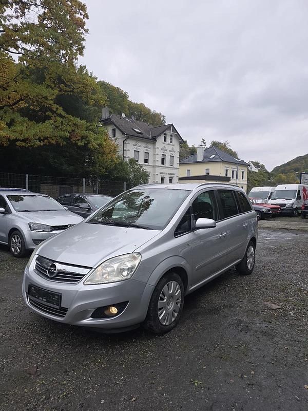 Silber Gebraucht 2008 Opel Zafira Edition Van / Kleinbus | 2.800 € (Fairer Preis) - Bild 1/4