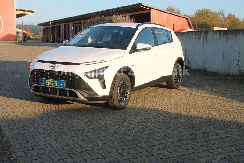 Gebraucht Hyundai Bayon Comfort 101 PS (74 kW) 2024 Weiß SUV