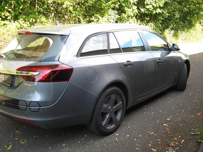 Gebraucht Opel Insignia 170 PS (125 kW) 2016 Grau Kombi