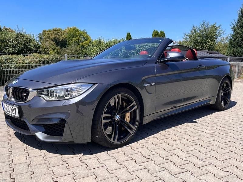 Mineralgrau metallic Gebraucht 2015 BMW M4 Cabriolet Performance Cabrio | 54.899 € (Teuer) - Bild 1/4