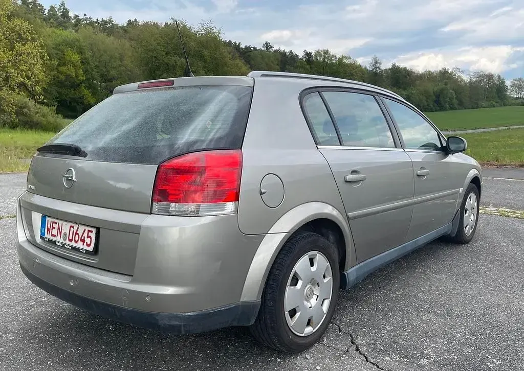 Occasion Opel Signum 155 ch (114 kW) 2003 Argent Citadine