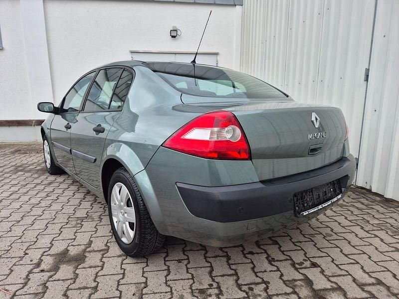 Gebraucht Renault Mégane II 113 PS (83 kW) 2005 Grün Limousine