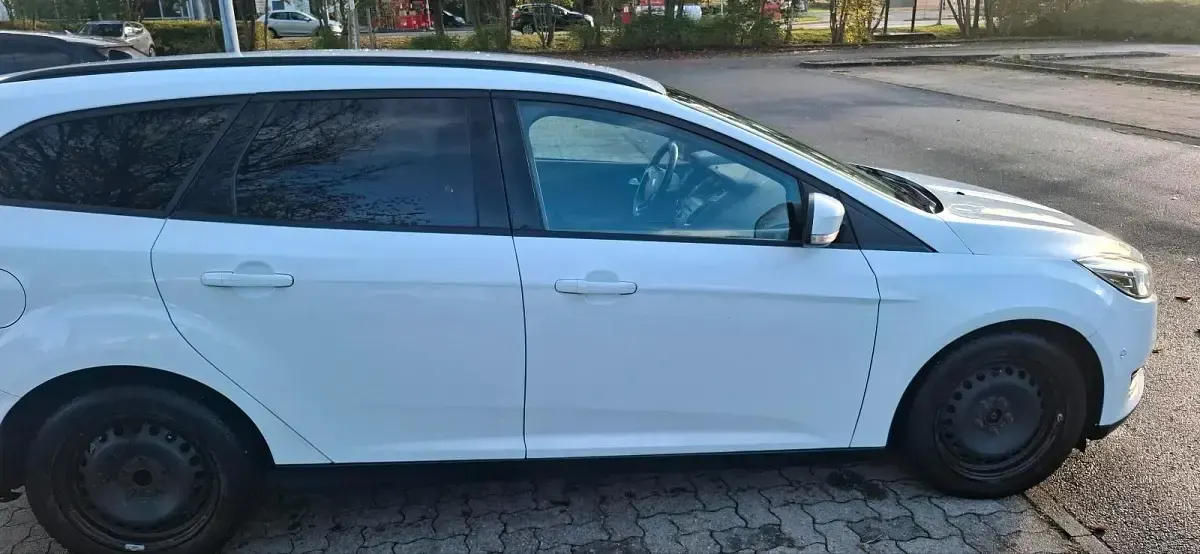 Używany Ford Focus 125 KM (91 kW) 2016 Biały Kombi