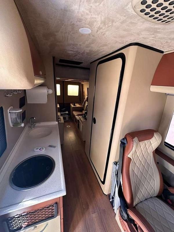 Second-hand Mercedes Sprinter 150 CP (110 kW) 2008 Alb Van