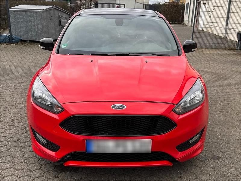 Gebraucht Ford Focus ST-Line 182 PS (133 kW) 2017 Rot Kleinwagen