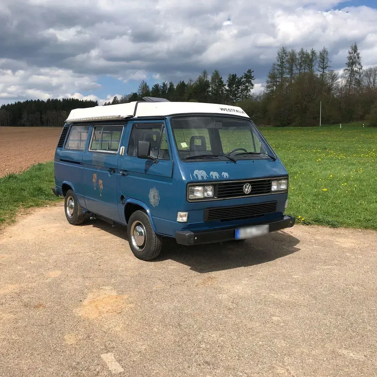 Używany VW Multivan 70 KM (51 kW) 1987 Niebieski Minivan