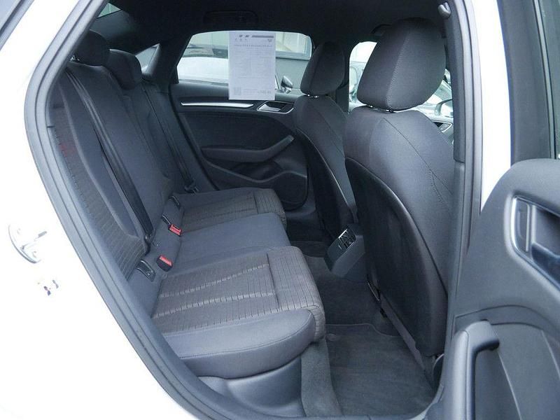 Gebraucht Audi A3 S-Line 190 PS (139 kW) 2019 Weiß Limousine
