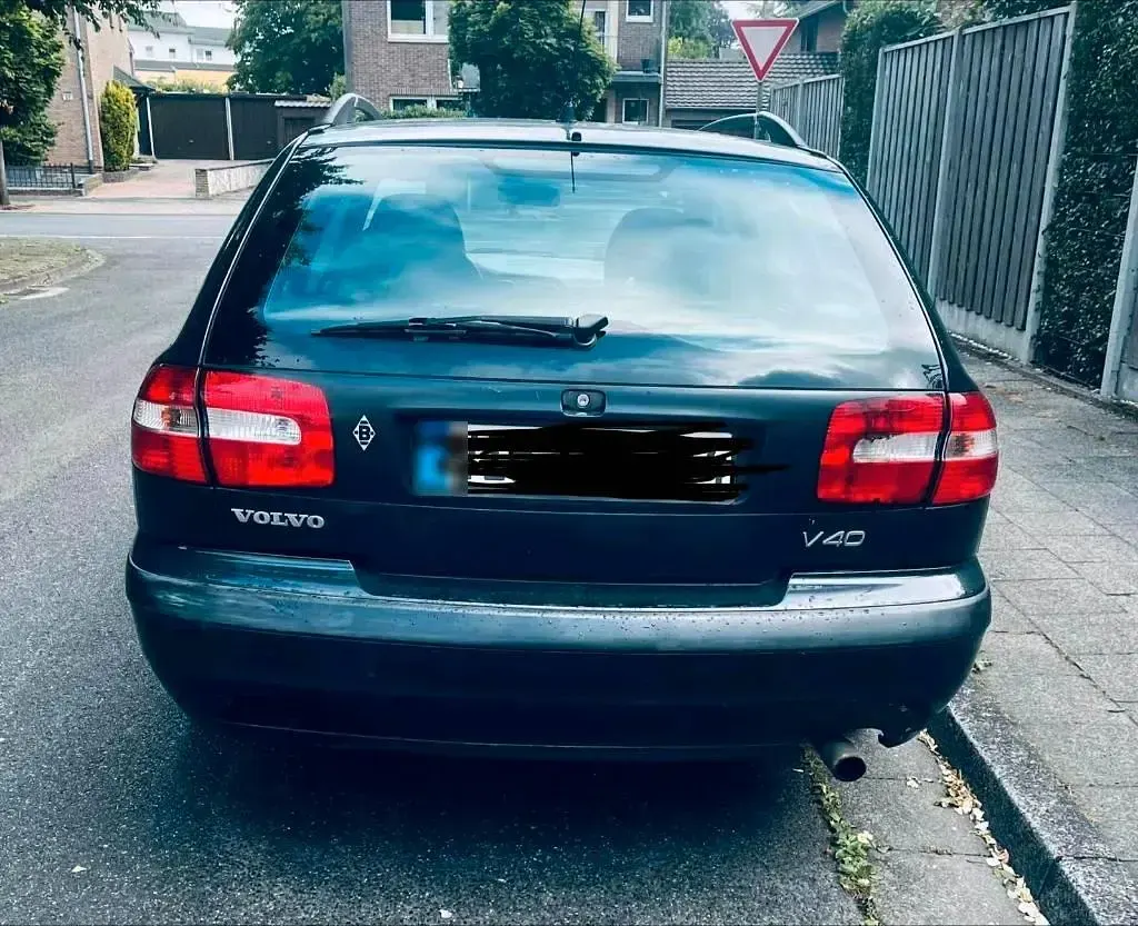 Gebraucht Volvo V40 122 PS (89 kW) 2000 Kombi