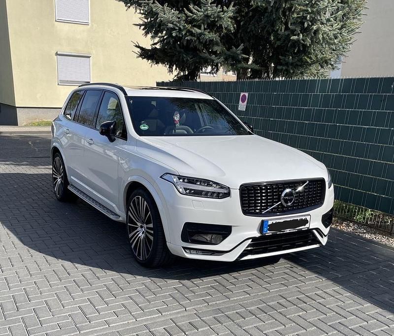 Weiß Gebraucht 2022 Volvo XC90 R-Design SUV | 43.200 € (Guter Preis) - Bild 1/4