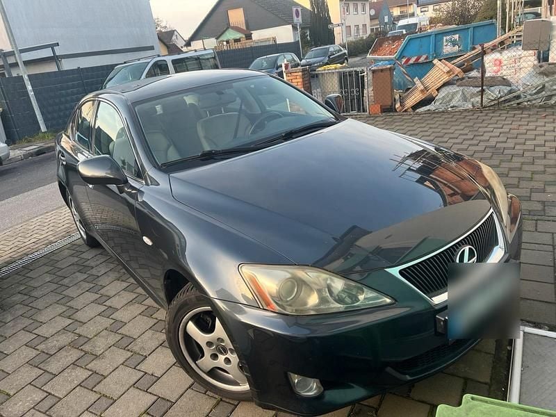 Gebraucht Lexus IS220d 177 PS (130 kW) 2006 Grau Limousine