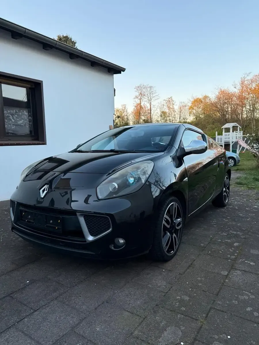 Usado Renault Wind 100 HP (73 kW) 2011 Preto Cabrios