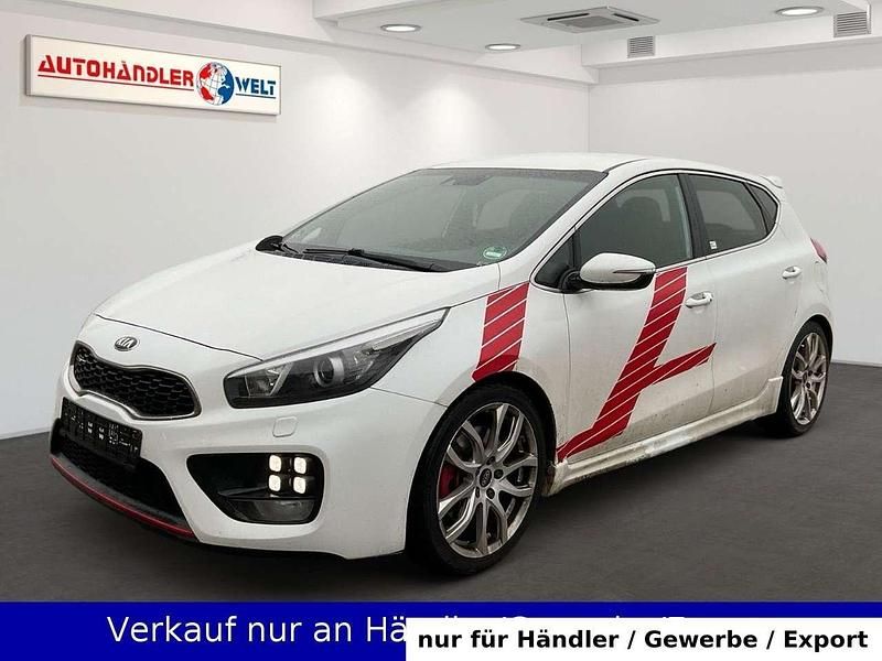 Weiß Gebraucht 2017 Kia Ceed GT-Track Kleinwagen | 12.999 € (Fairer Preis) - Bild 1/3