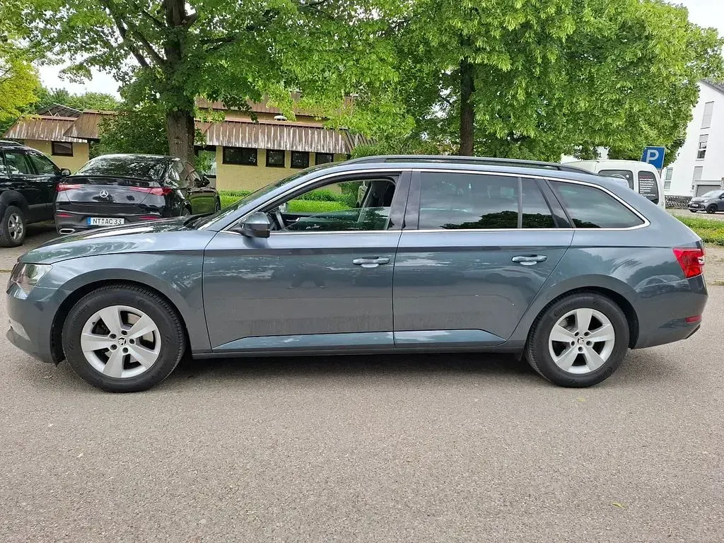Gebraucht Skoda Superb 150 PS (110 kW) 2018 Grau Limousine